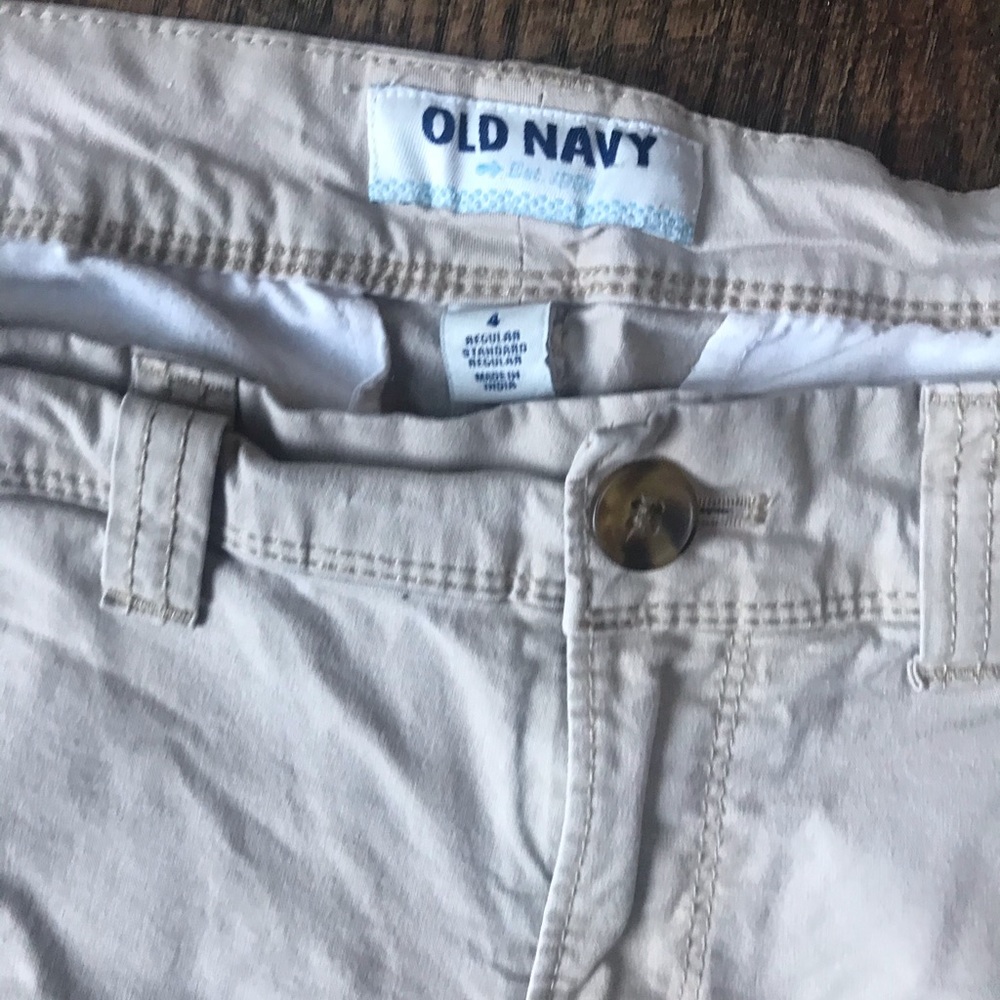 Old Navy Khaki Midi Cotton Shorts - Picture 3 of 7